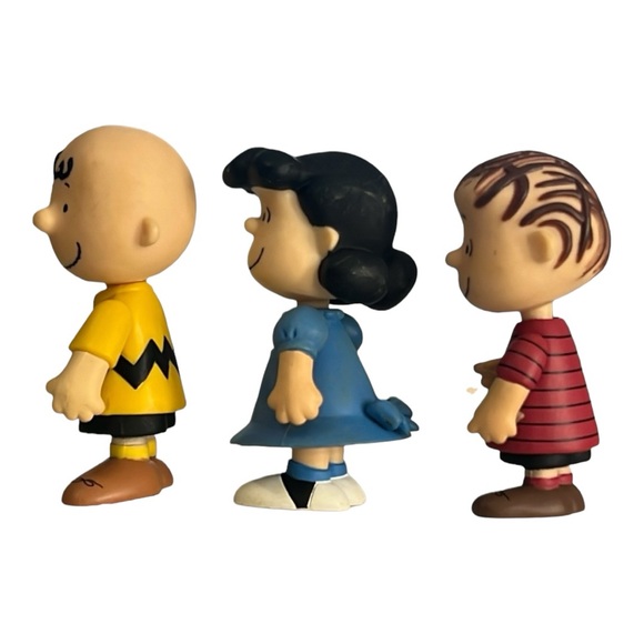 3 Peanuts Figurines Holiday Christmas Nativity Pagent Linus Charlie Brown Lucy - Picture 3 of 6